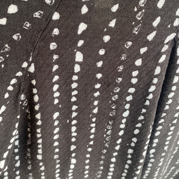 Silence + Noise Top - Picture 12 of 12